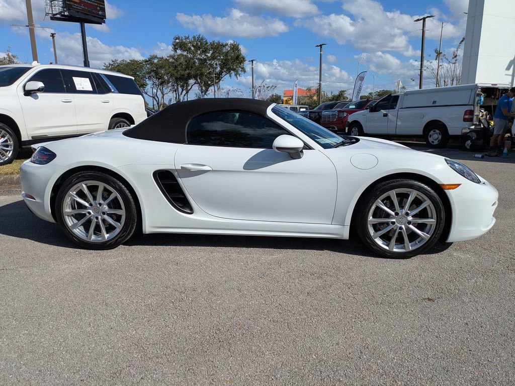 Used 2021 Porsche 718 Boxster image 3