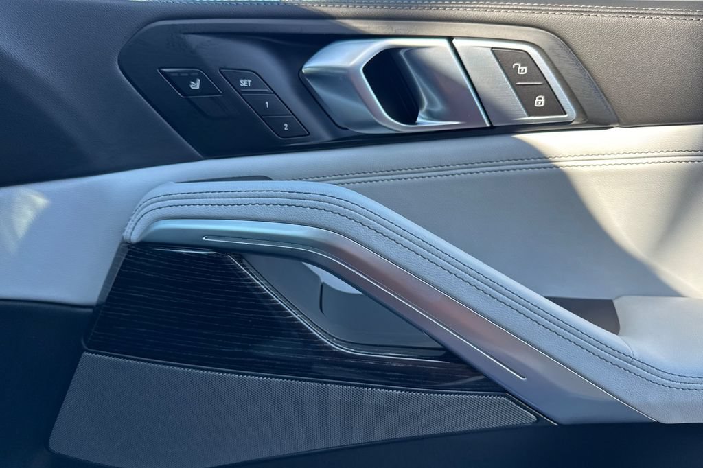 New 2027 BMW X6 xDrive40i AWD/4WD image 18