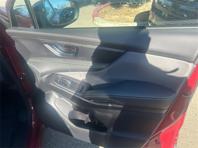 Used 2025 Subaru Ascent Onyx Edition image 17