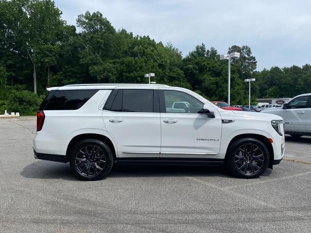 Used 2024 GMC Yukon Denali w/ Denali Reserve Package AWD/4WD image 2