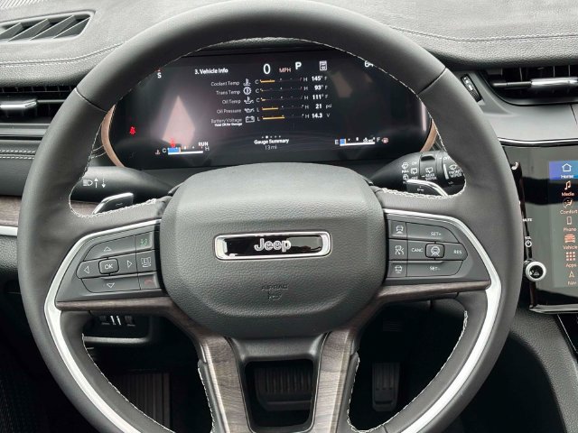 New 2027 Jeep Grand Cherokee Limited w/ Limited Altitude Package AWD/4WD image 12