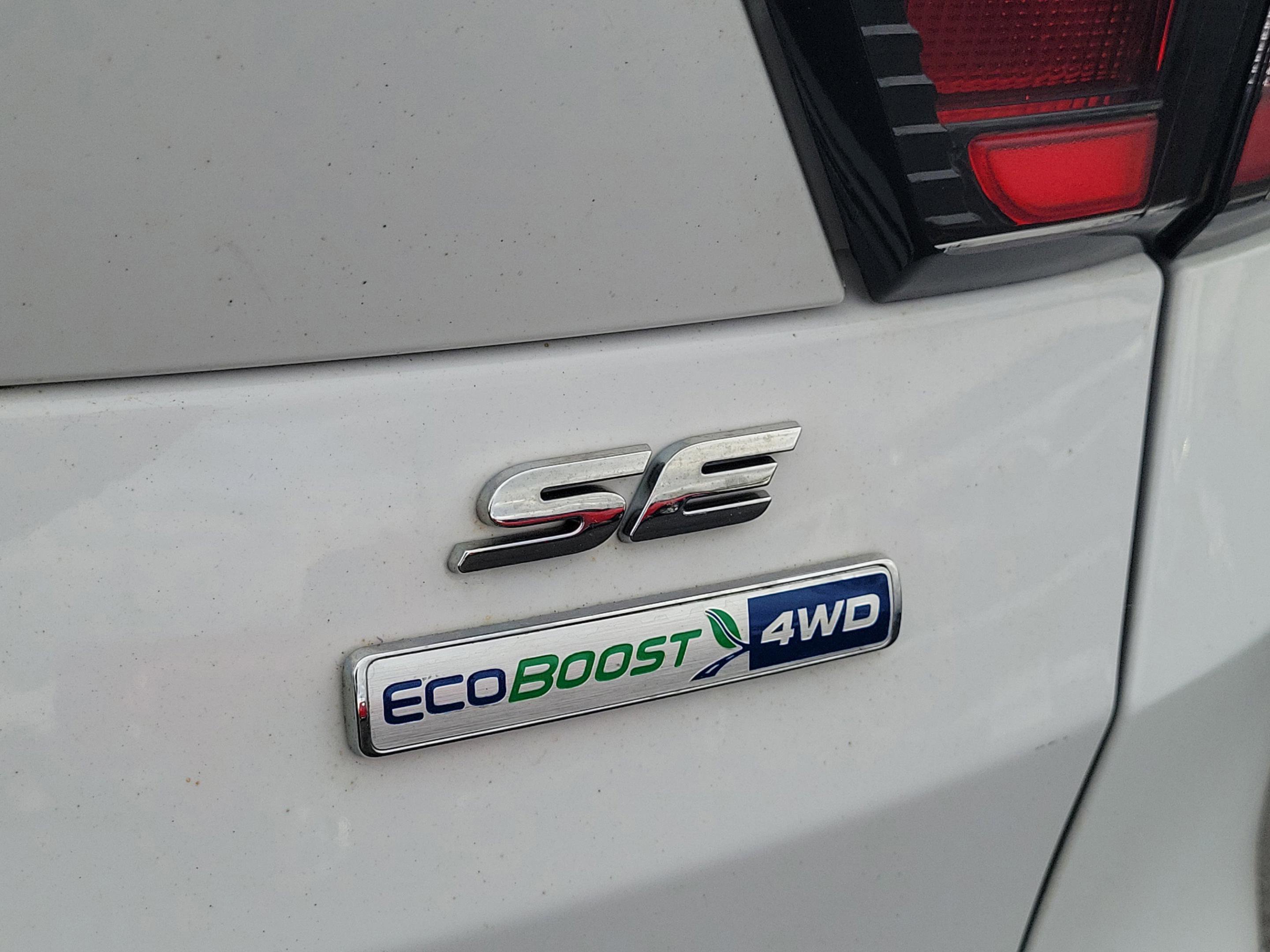 Used 2018 Ford Escape SE w/ SE Sync 3 Package image 32