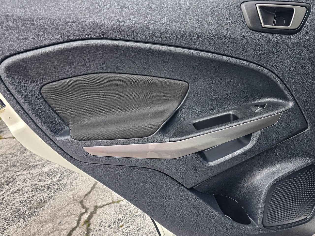 Used 2020 Ford EcoSport SE w/ SE Convenience Package FWD image 33