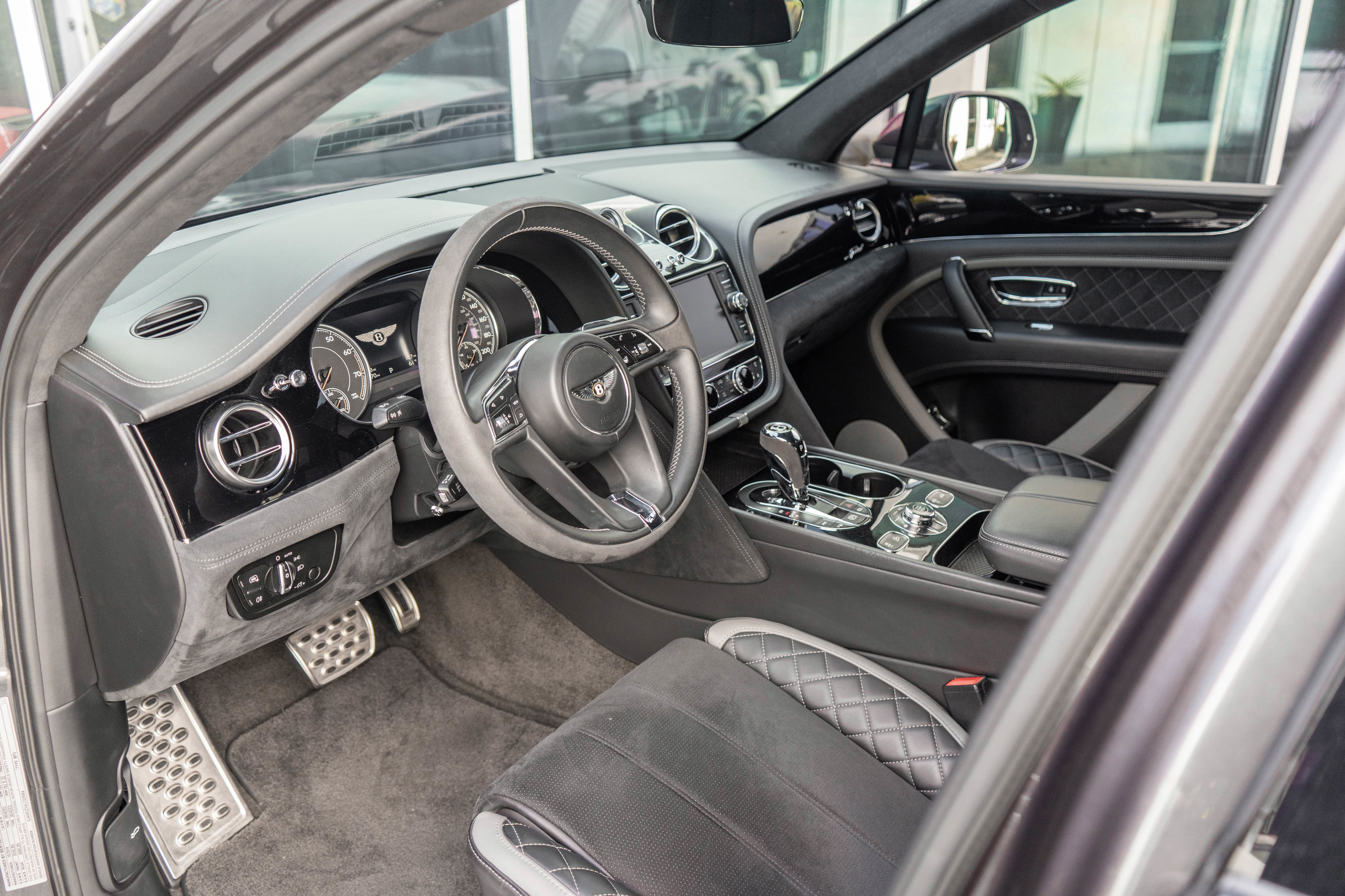 Used 2020 Bentley Bentayga Speed AWD/4WD image 8