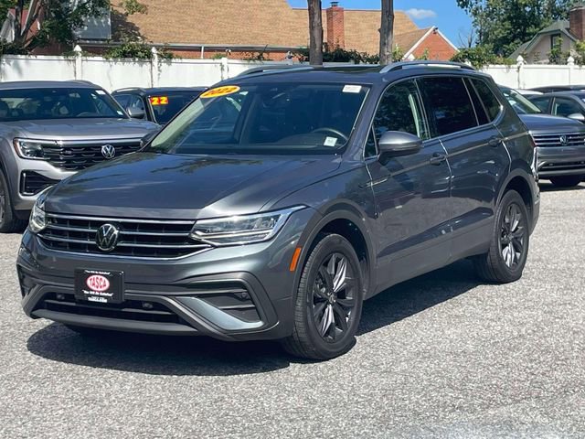 Used 2022 Volkswagen Tiguan SE image 4
