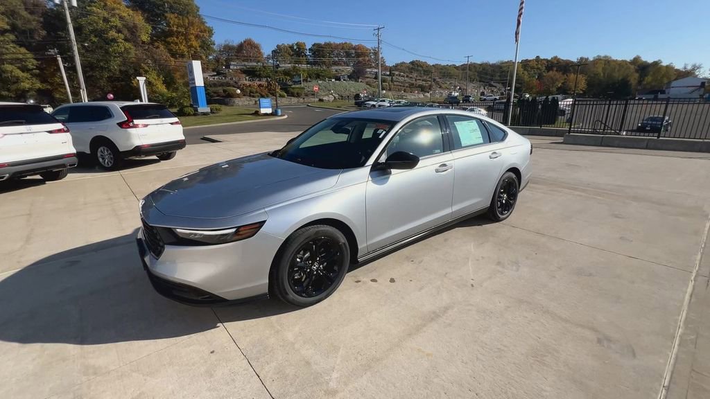 New 2025 Honda Accord SE image 4