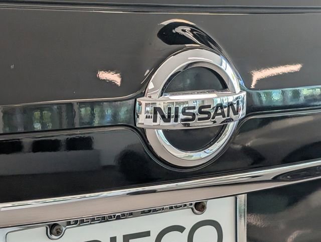 Used 2014 Nissan Rogue SV w/ SV Premium Package image 11