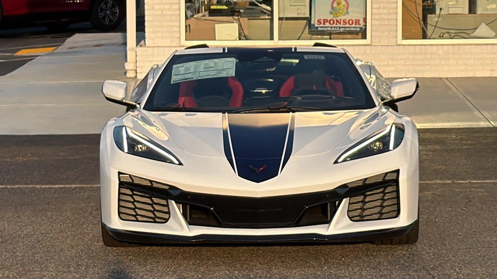 New 2027 Chevrolet Corvette Grand Sport w/ Stealth Interior Trim Package RWD video 2