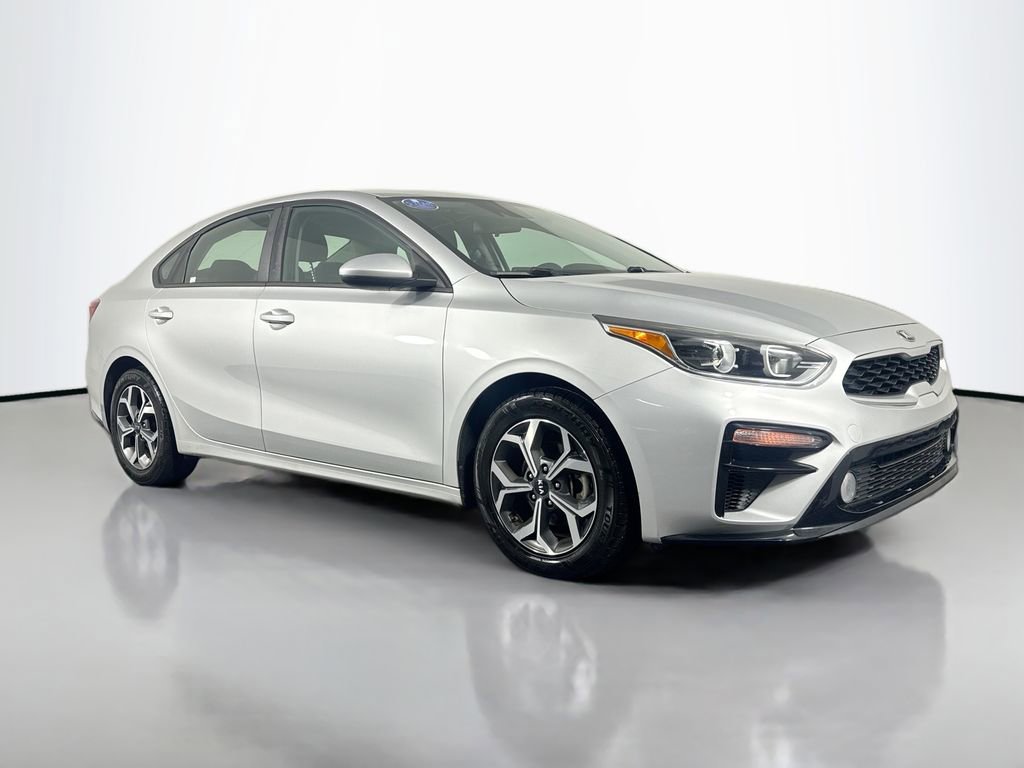 Used 2019 Kia Forte LXS FWD image 3