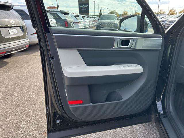 New 2026 Hyundai Santa Fe SE image 11