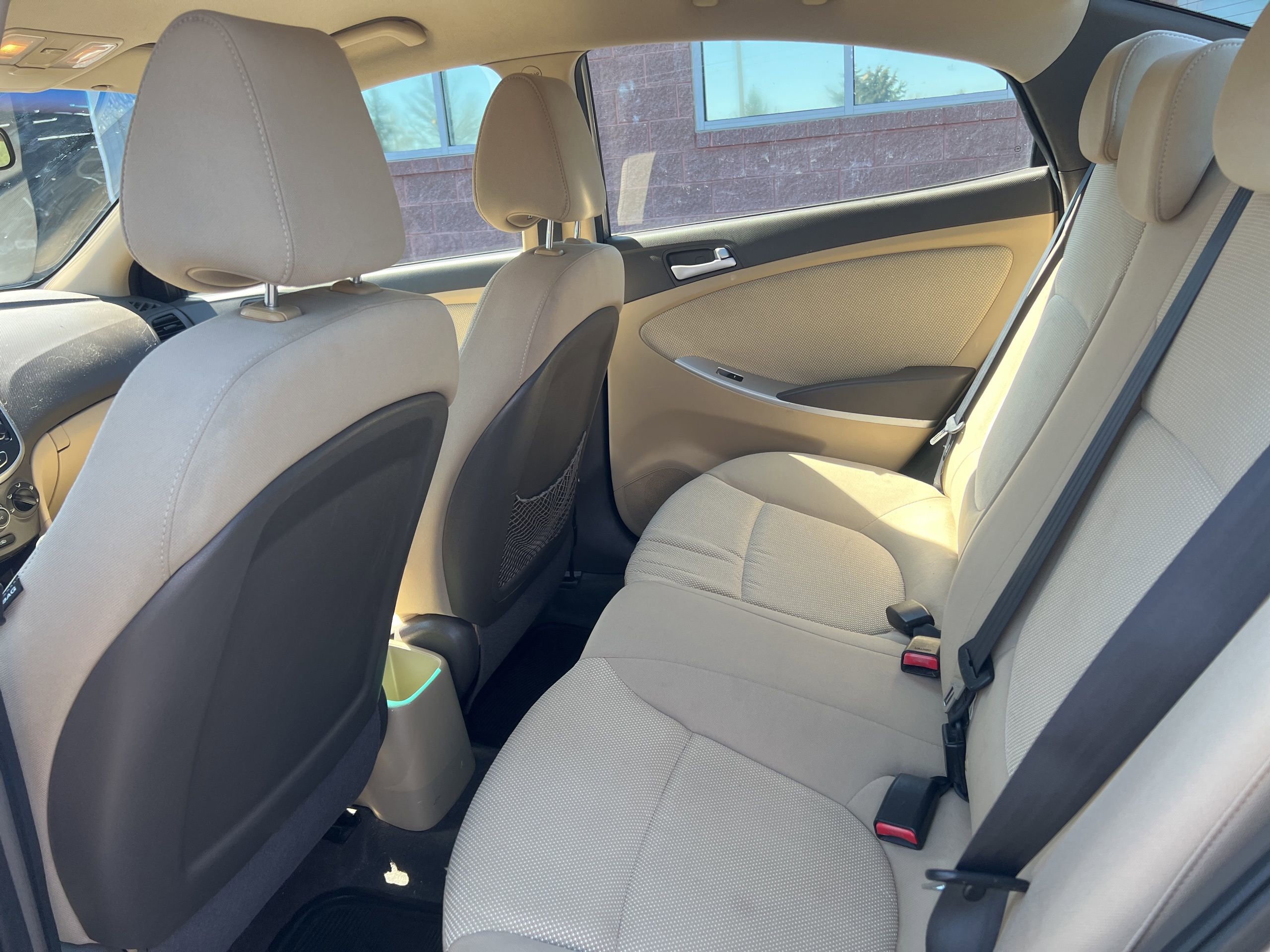 Used 2013 Hyundai Accent GLS FWD image 18