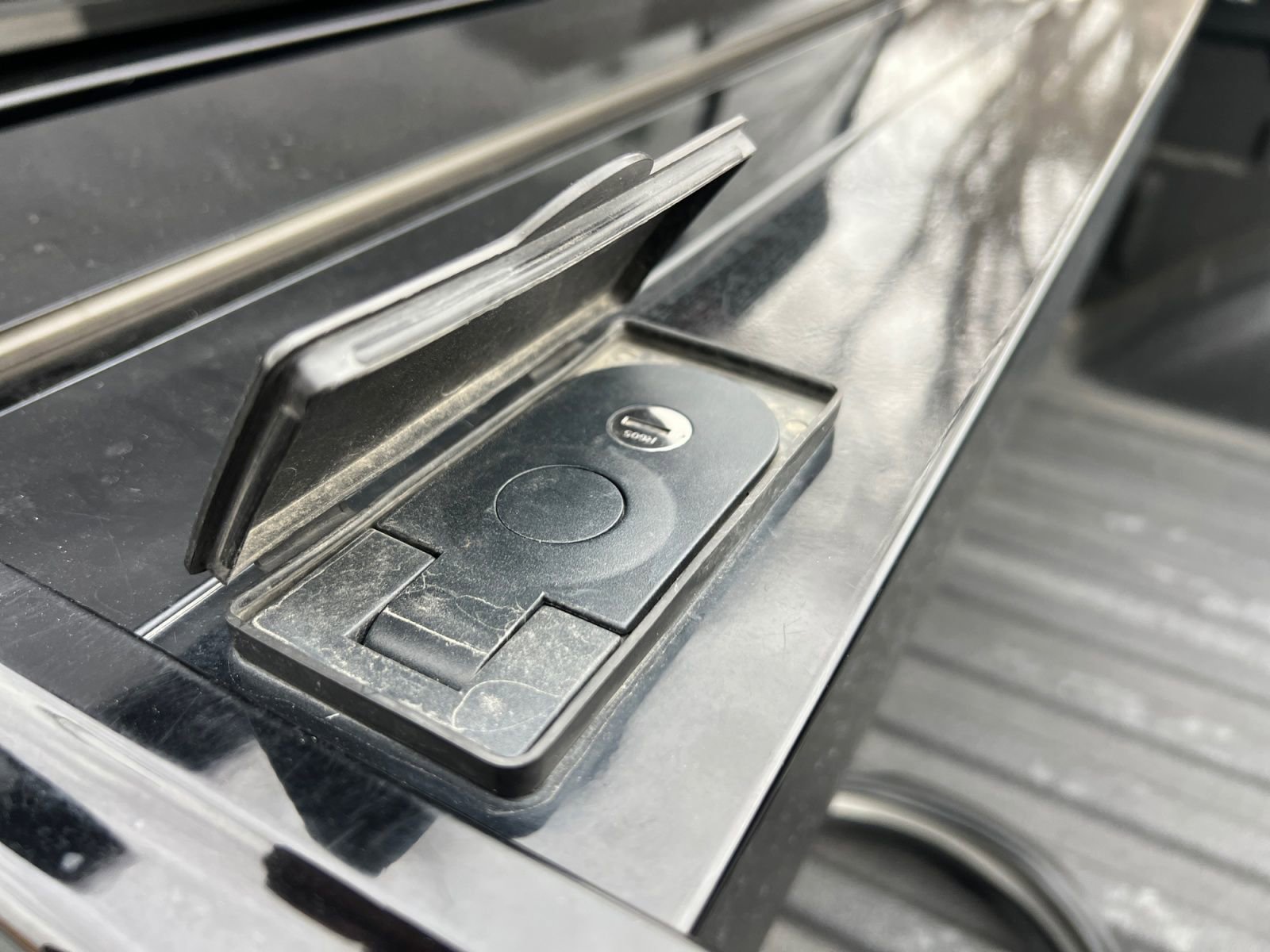 Used 2020 GMC Sierra 1500 SLT image 49