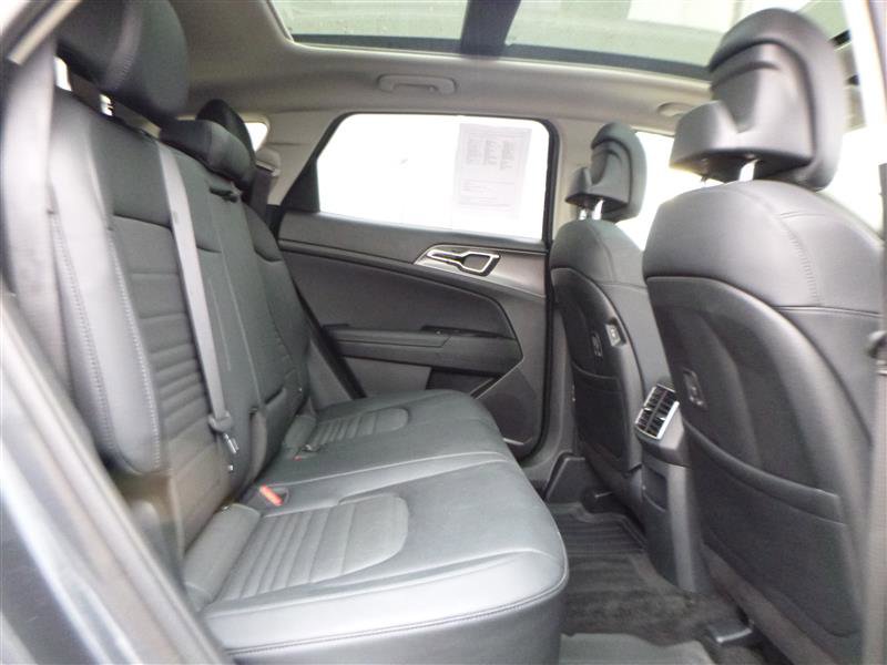 Used 2025 Kia Sportage SX Prestige image 7