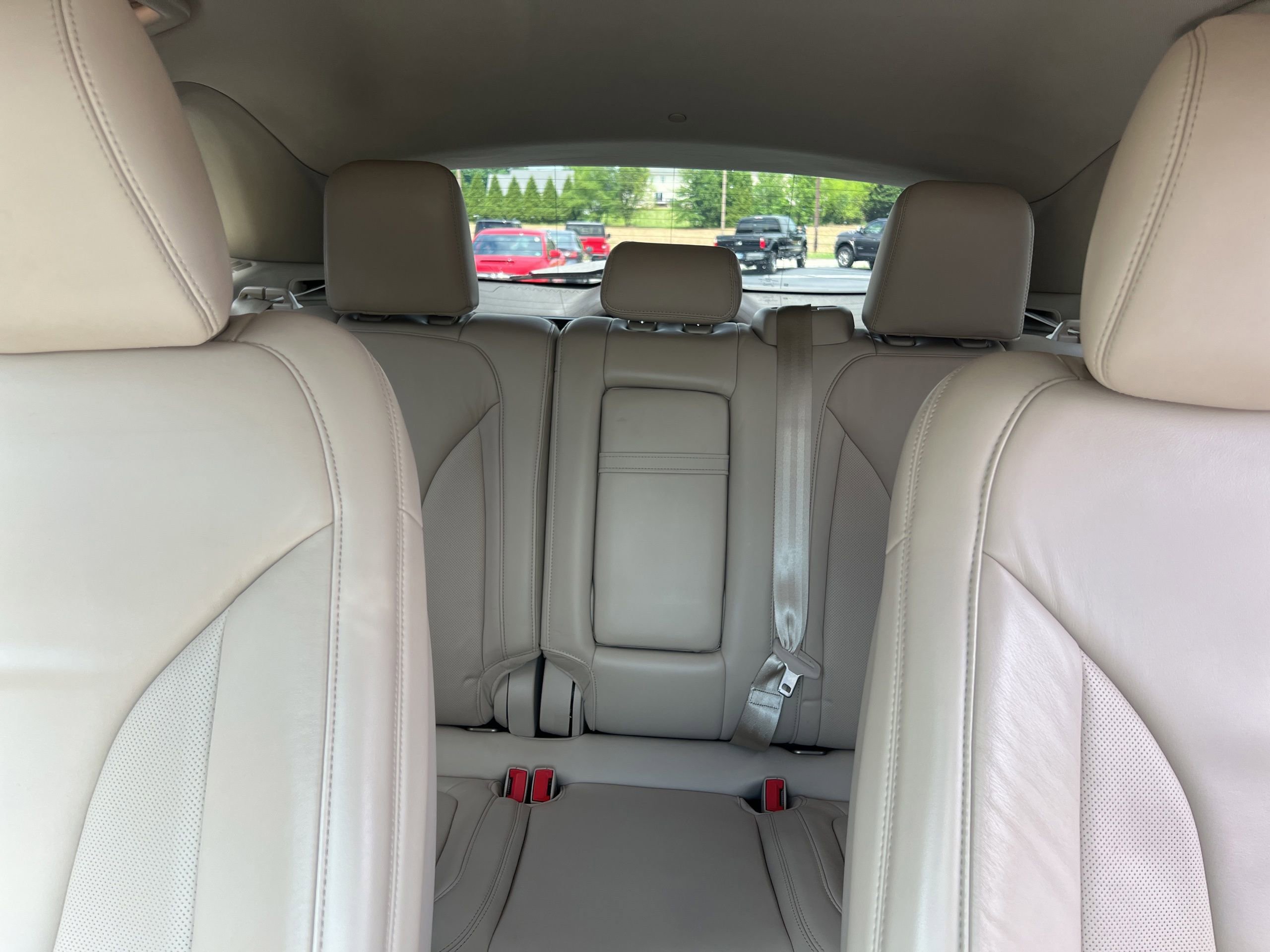 Used 2019 Lincoln MKC Select w/ Select Plus Package FWD image 20