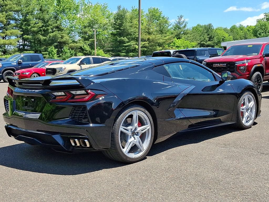 Used 2022 Chevrolet Corvette Stingray Premium Cpe w/ Z51 Performance Package RWD image 6
