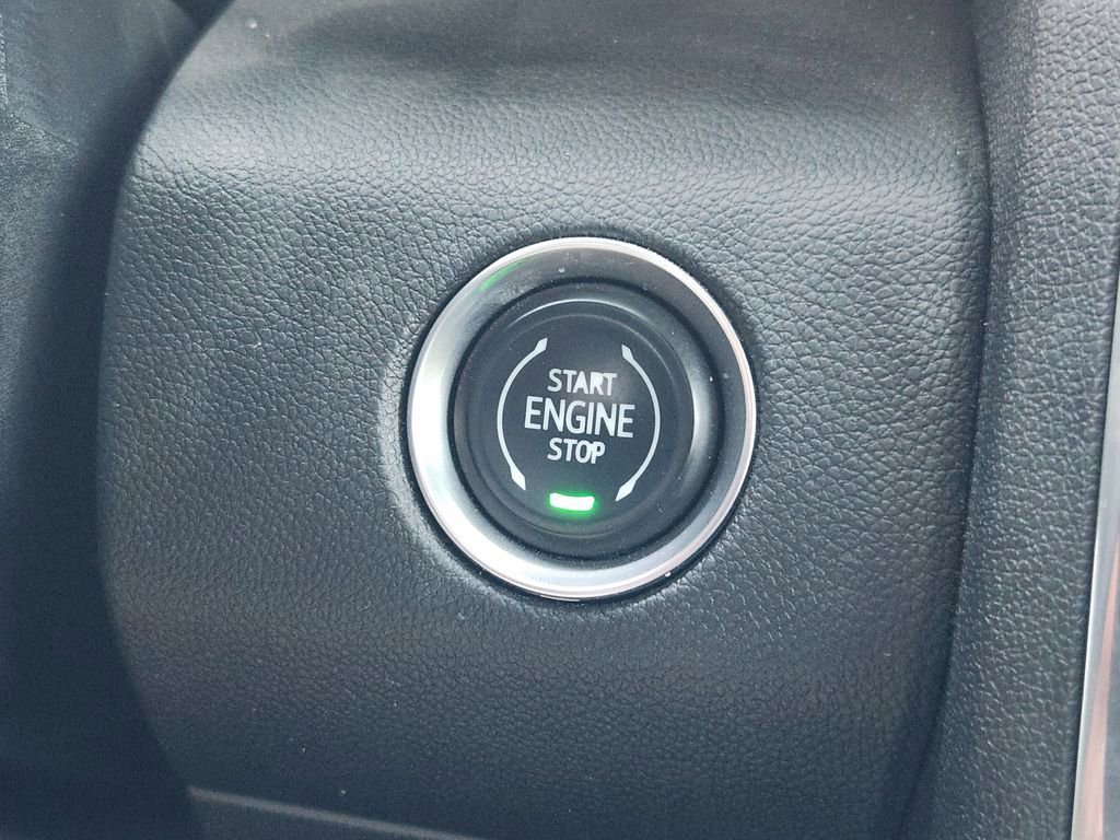 Used 2024 GMC Acadia Denali FWD image 21