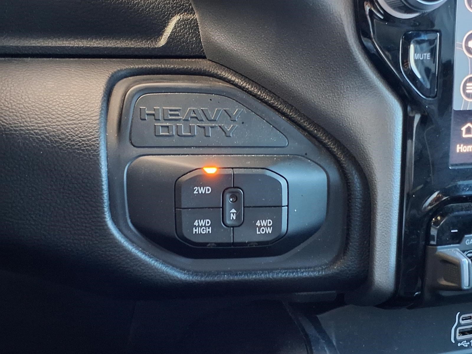 Used 2025 RAM 2500 Laramie AWD/4WD image 23