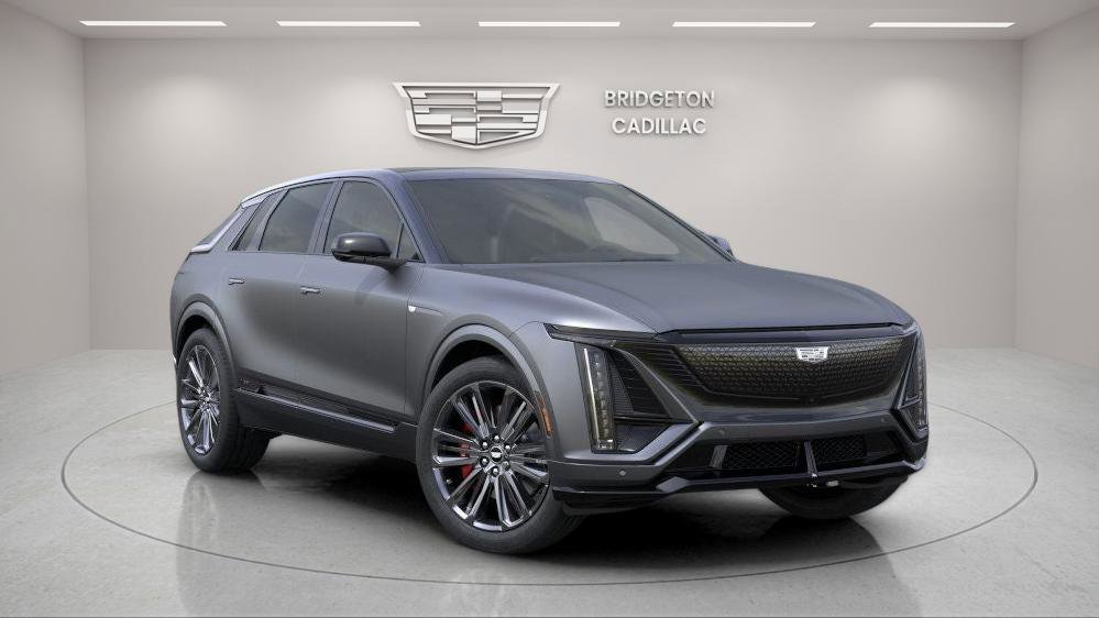 New 2026 Cadillac Lyriq V AWD/4WD image 1