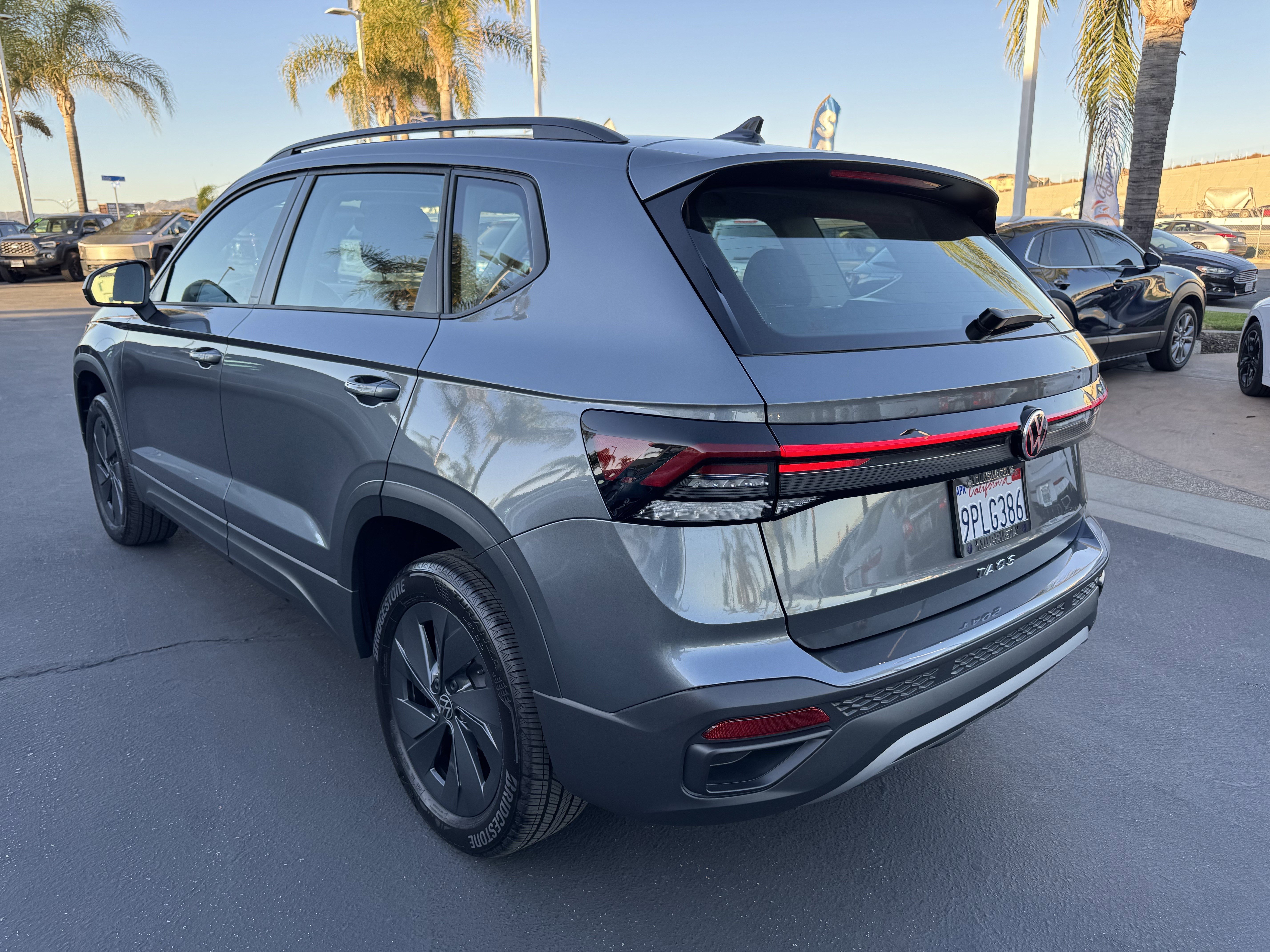 Used 2025 Volkswagen Taos S image 8