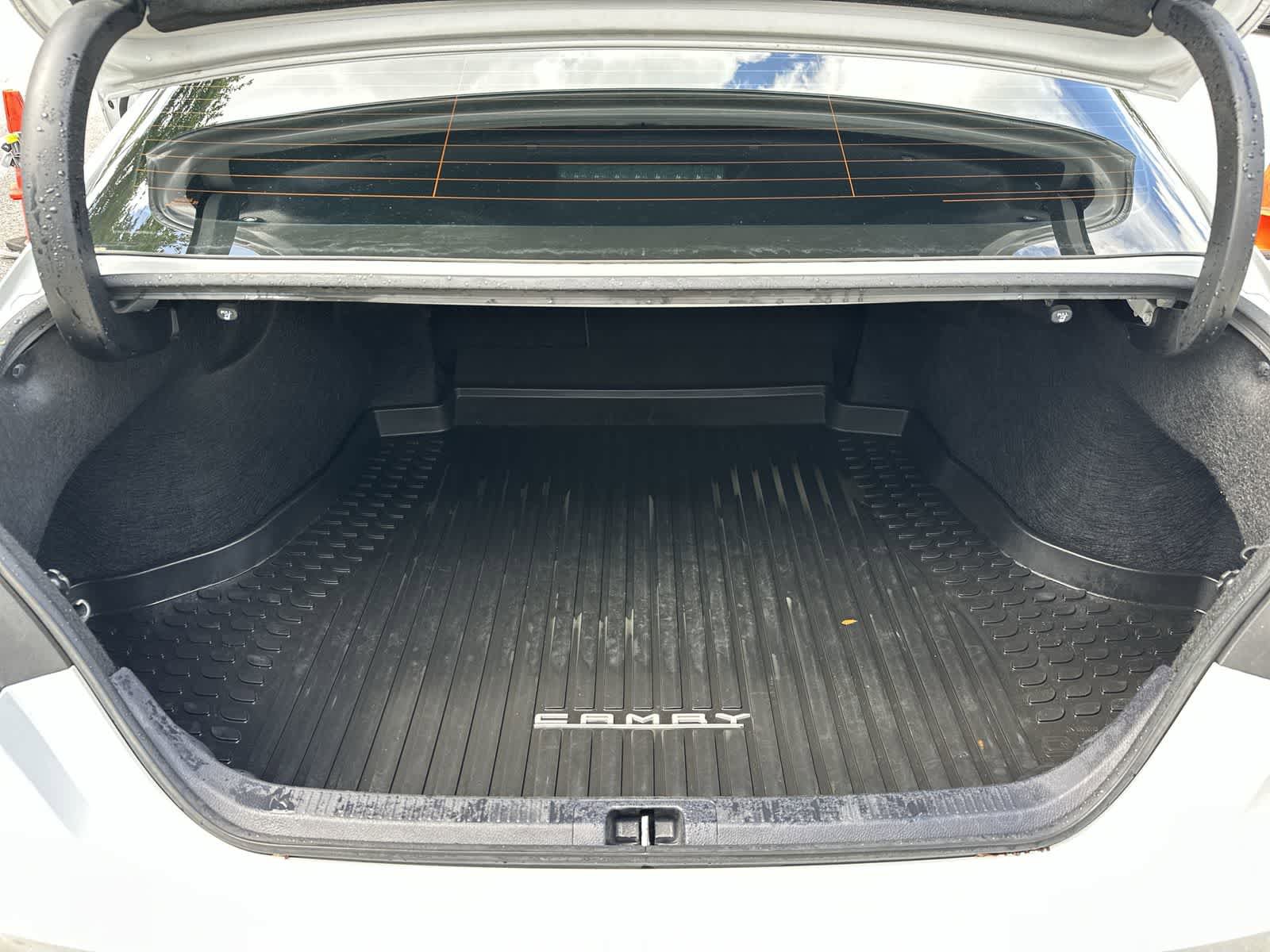 Used 2024 Toyota Camry SE FWD image 16
