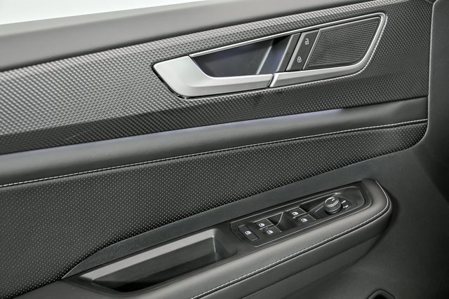 New 2026 Volkswagen Atlas Cross Sport SEL image 4