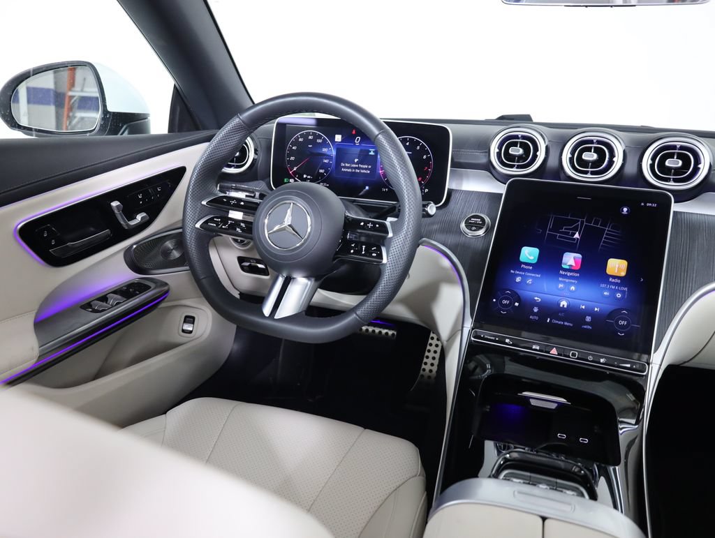 Used 2025 Mercedes-Benz CLE 450 4MATIC Cabriolet image 27