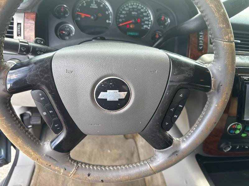 Used 2008 Chevrolet Avalanche LT w/ LT Preferred Equipment Group AWD/4WD image 12