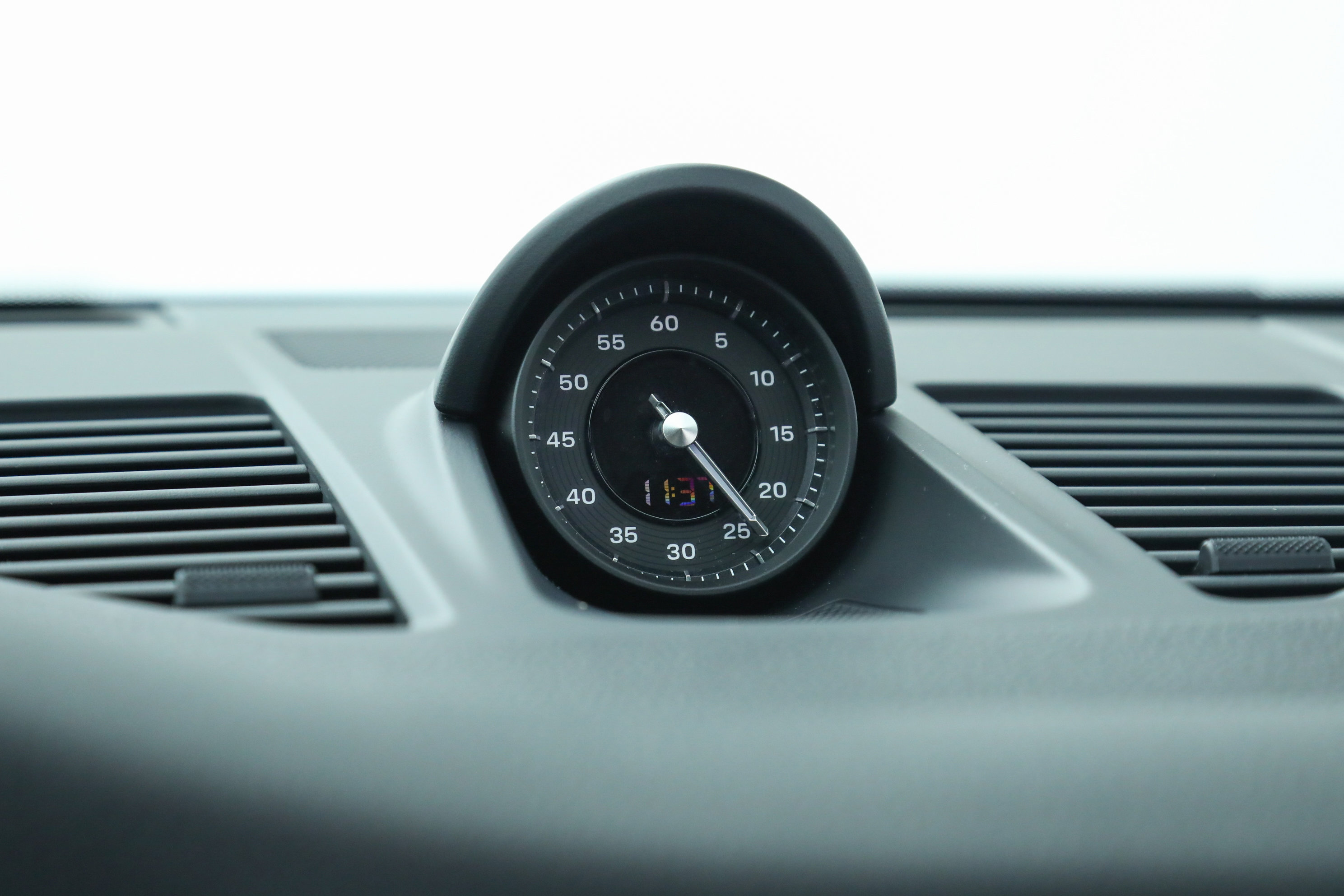 Used 2022 Porsche 911 Carrera image 31