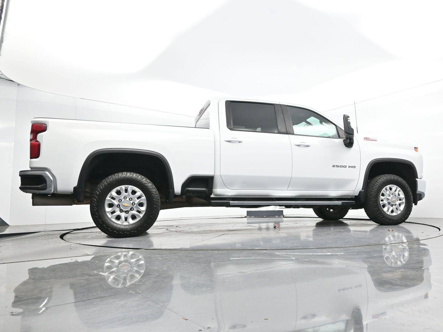 Used 2023 Chevrolet Silverado 2500 LT w/ Convenience Package image 50