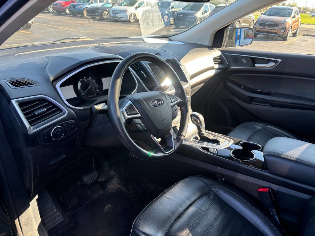 Used 2017 Ford Edge SEL w/ Equipment Group 201A FWD image 8