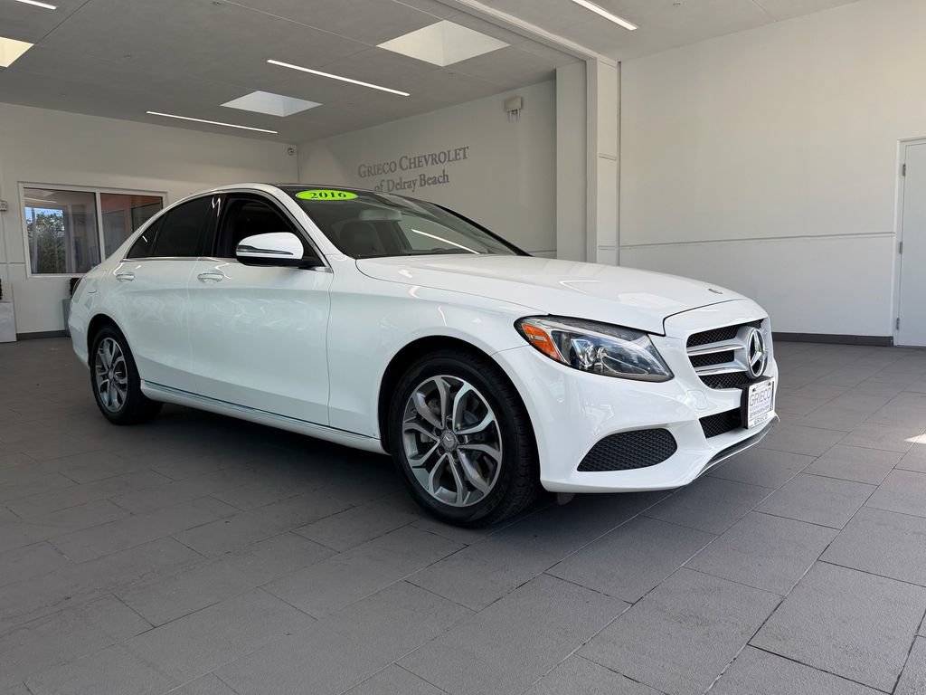 Used 2016 Mercedes-Benz C 300 4MATIC Sedan image 1