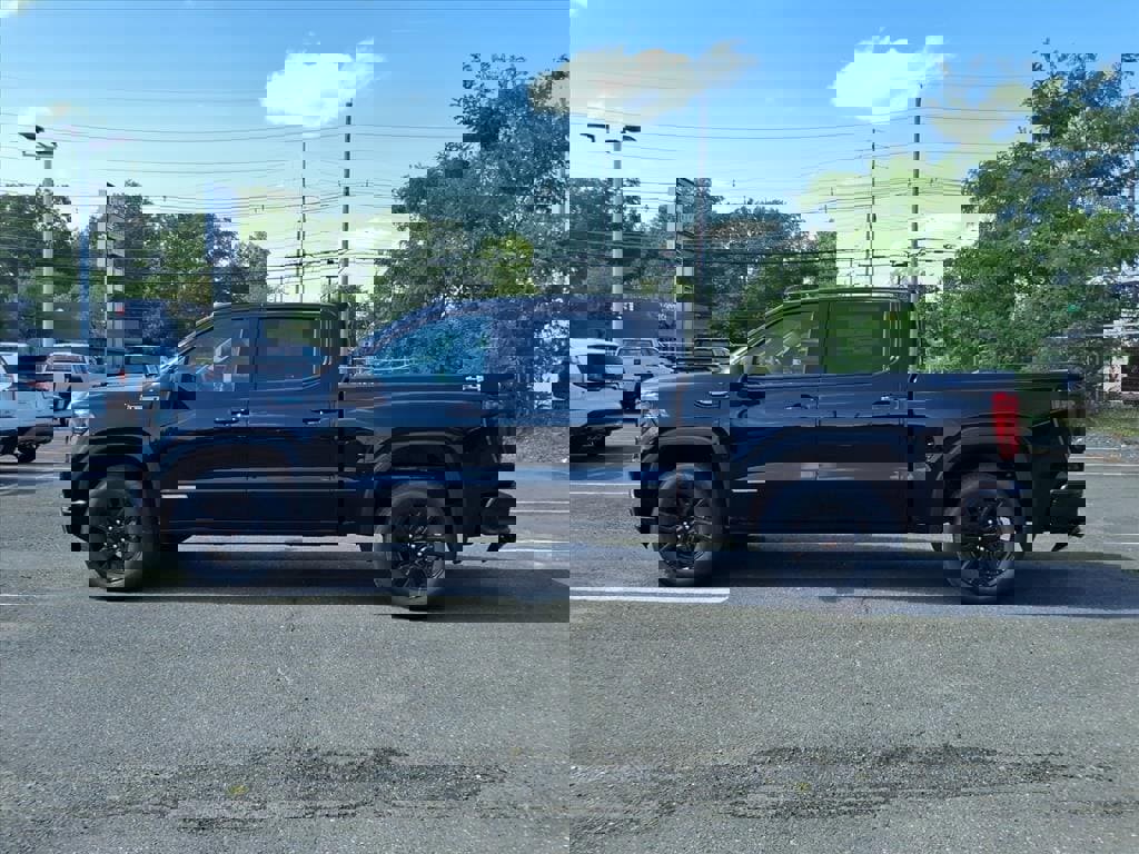 New 2026 GMC Sierra 1500 Elevation image 4