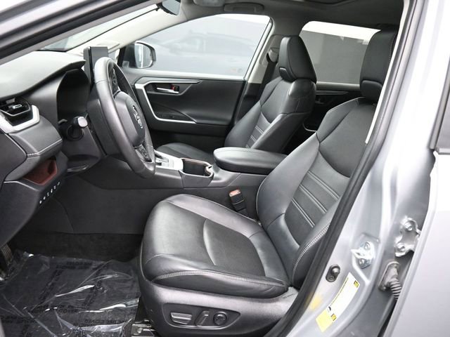 Used 2024 Toyota RAV4 Limited w/ Advanced Technology Package image 22
