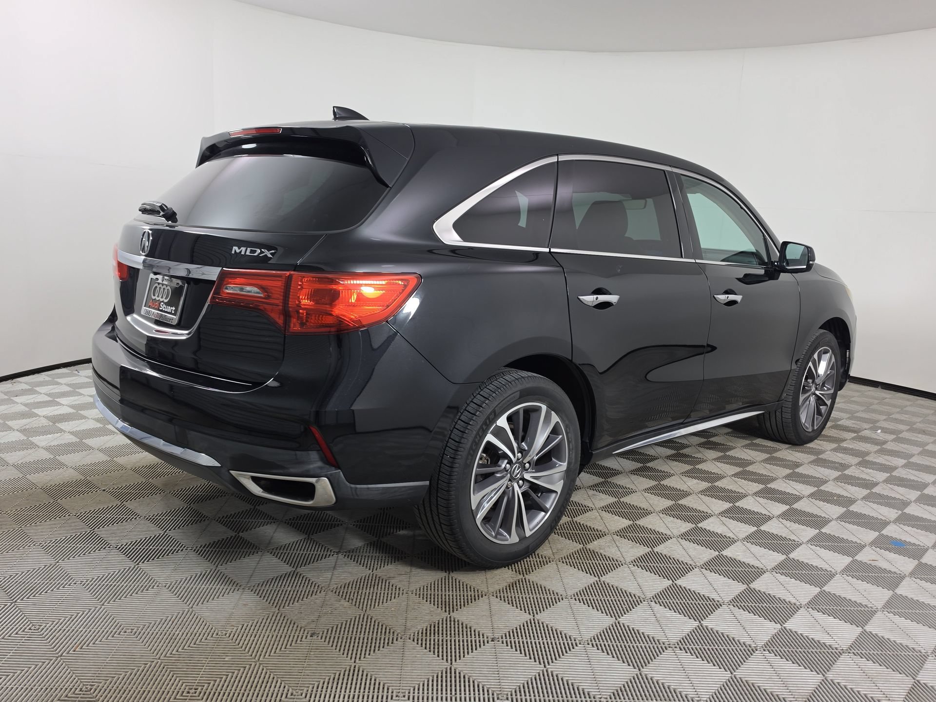 Used 2019 Acura MDX w/ Technology Package FWD image 7