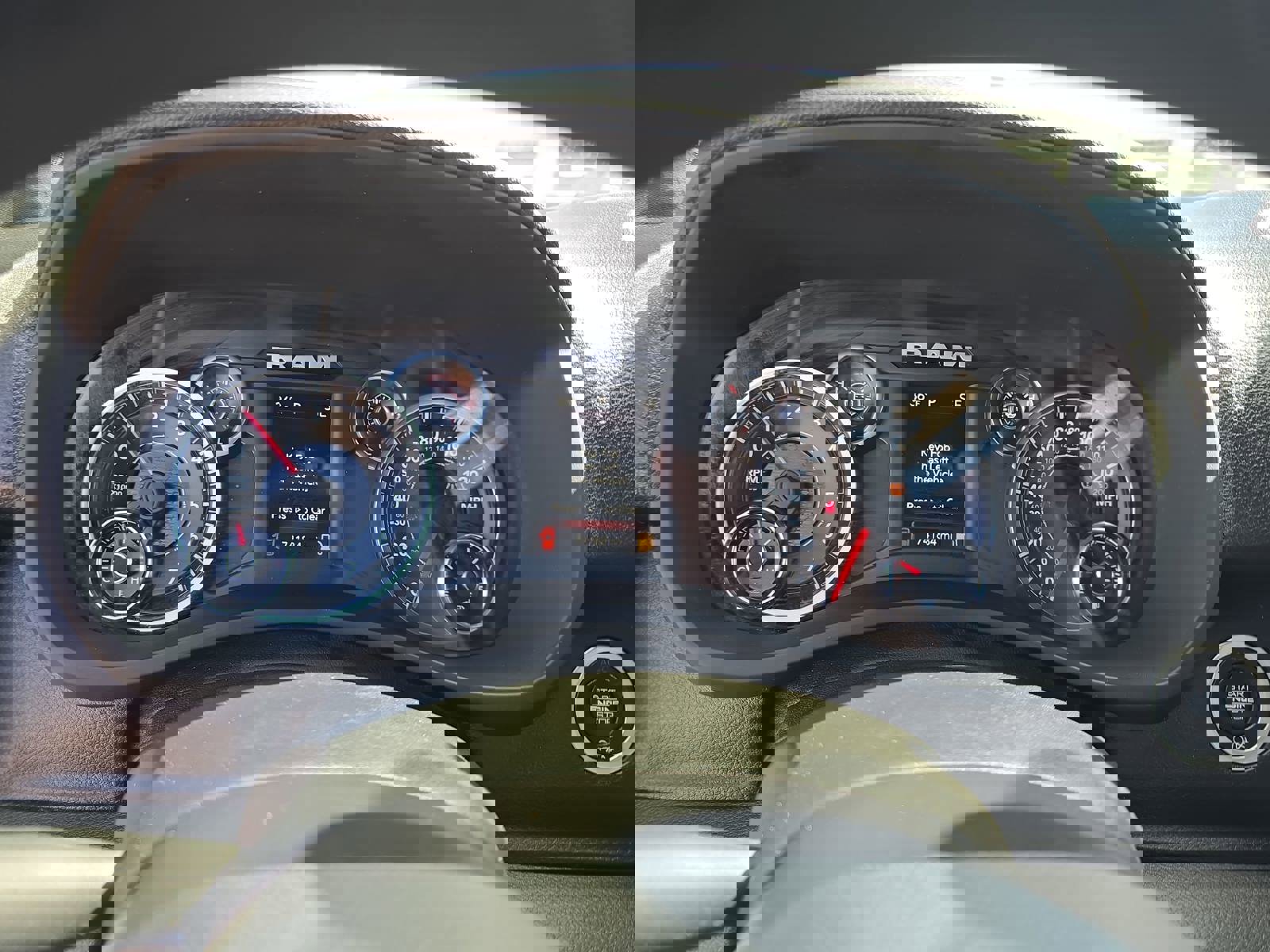 Used 2021 RAM 2500 Tradesman w/ Chrome Appearance Group image 21