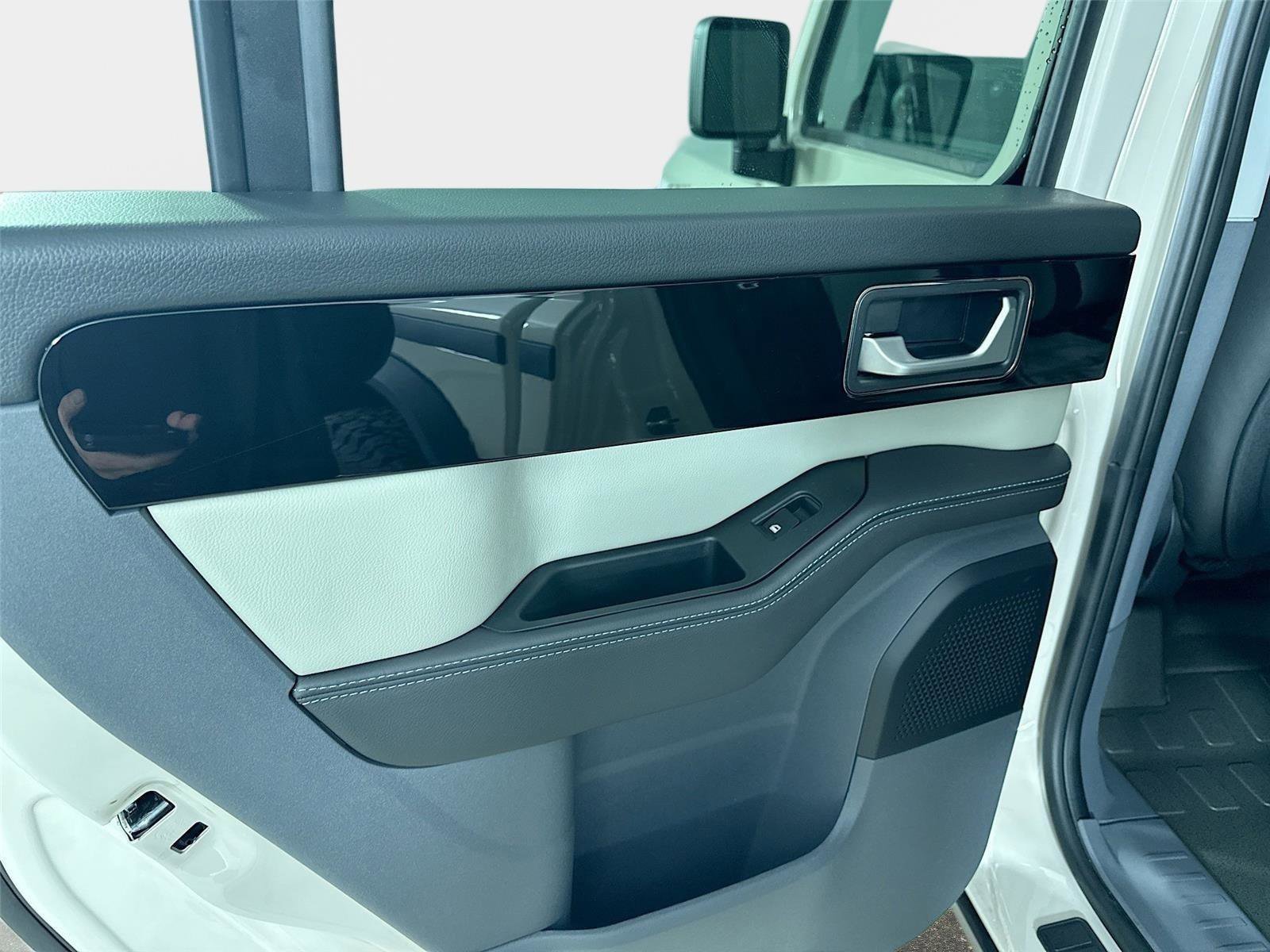 New 2025 INEOS Grenadier Fieldmaster Edition image 36