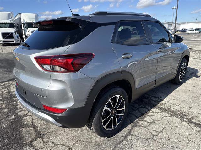 Used 2026 Chevrolet TrailBlazer LT w/ Convenience Package image 4