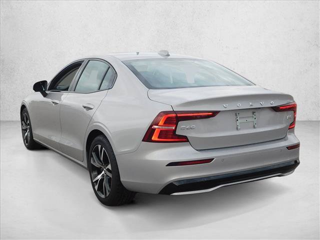 Used 2025 Volvo S60 B5 Core FWD image 13