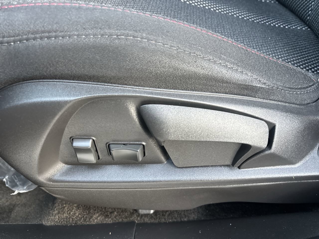 Used 2017 Chevrolet Equinox LS image 14