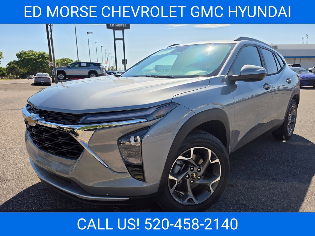New 2026 Chevrolet Trax LT w/ Driver Confidence Package FWD image 1
