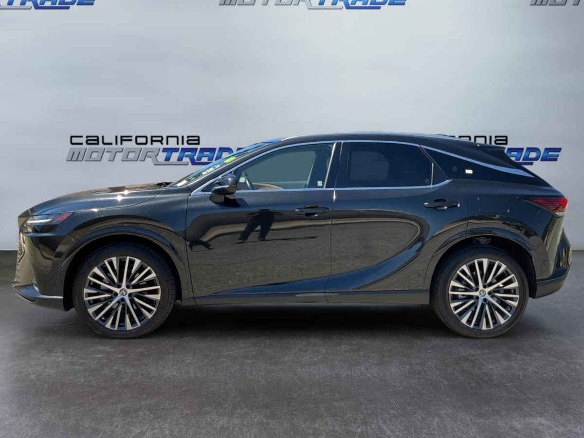 Used 2023 Lexus RX 350 Premium Plus w/ Cold Area Package FWD image 8