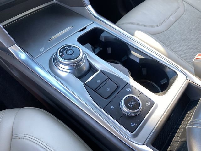 Used 2020 Ford Explorer Platinum w/ Premium Technology Package AWD/4WD image 29