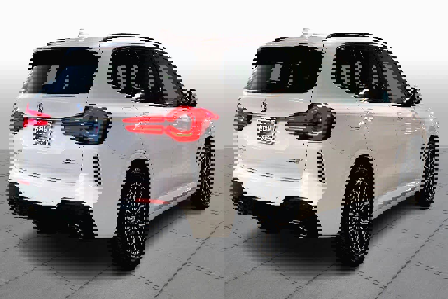 Used 2022 BMW X3 xDrive30i w/ M Sport Package image 12