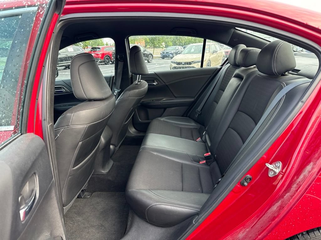 Used 2016 Honda Accord Sport image 13