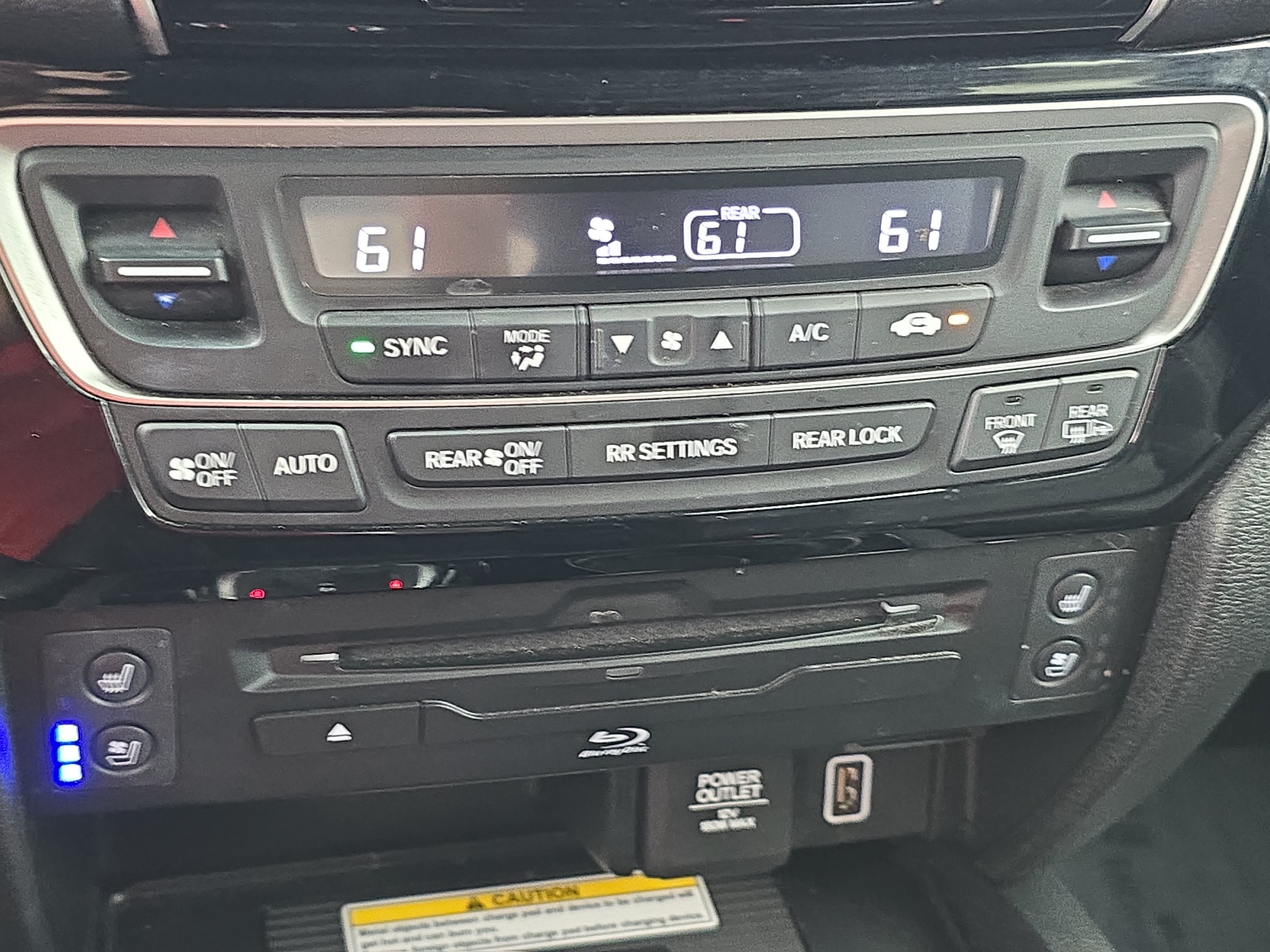 Used 2022 Honda Pilot Black Edition image 25