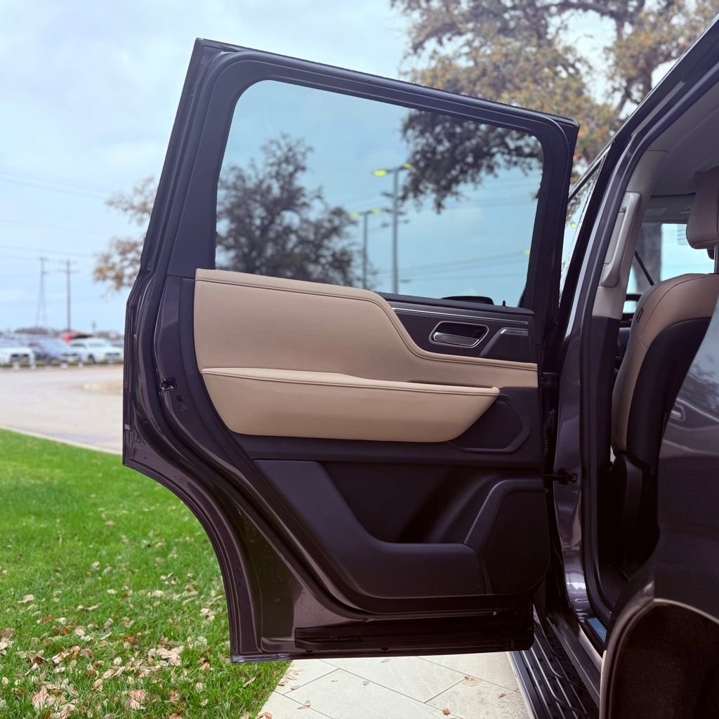 Certified 2026 INFINITI QX80 Pure w/ Cargo Package image 29