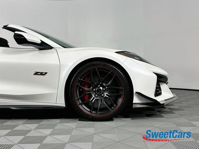 Used 2023 Chevrolet Corvette Z06 RWD image 51