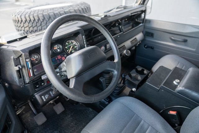 Used 1993 Land Rover Defender 110 AWD/4WD image 35