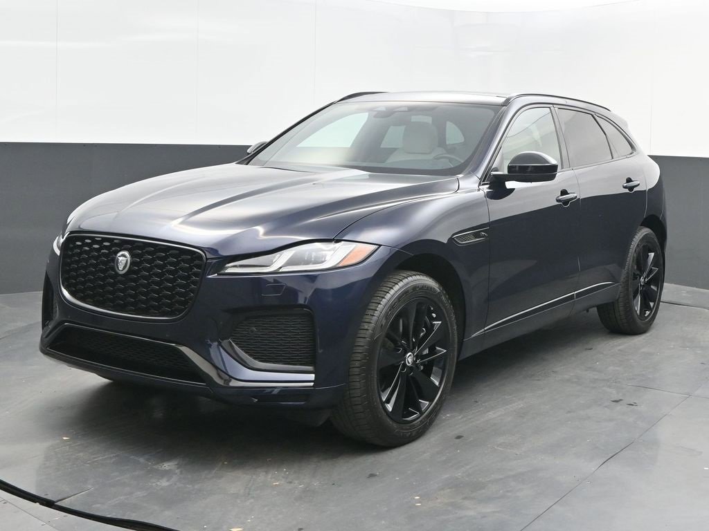 Used 2025 Jaguar F-PACE R-Dynamic S image 3