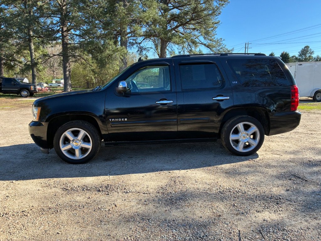 Used 2008 Chevrolet Tahoe LTZ w/ LTZ Preferred Equipment Group image 15
